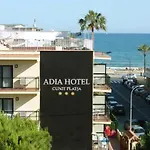 ホテル Adia Playa