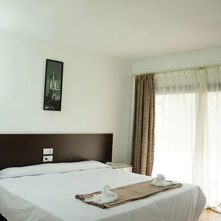 Adia Playa كونيت