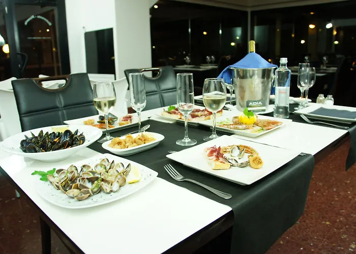 Adia Playa فندق