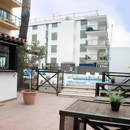 Otel Adia Playa Cunit