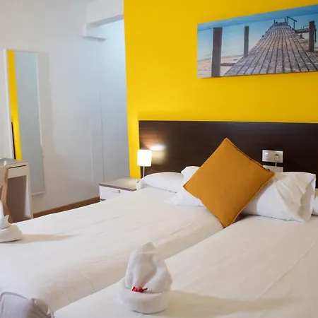 Otel Adia Playa Cunit