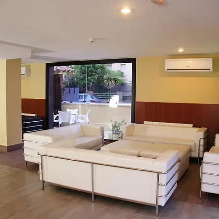 מלון Adia Playa 3*