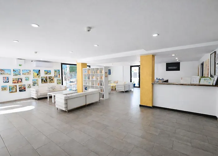 Adia Playa Ξενοδοχείο 3*