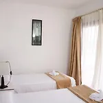 Adia Playa Hotel